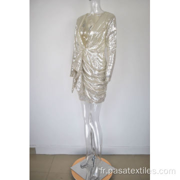 Robe de soirée à doublure en maille blanche à paillettes argentées